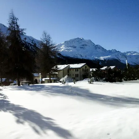 Romantisches Studio Mit Panorama-blick Und Pool Apartment *